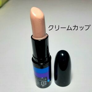 MAC クリームカップ 限定パッケージ
