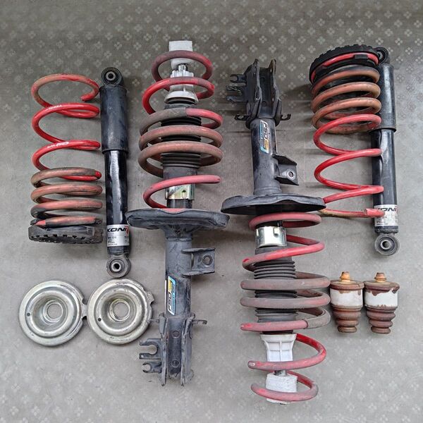 アバルト595 純正サスペンション KONI FSD ABARTH