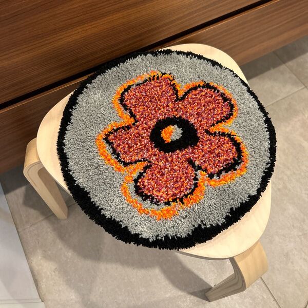 【NEW】タフティング ラグ チェアマット プレゼント お花 インテリア 雑貨