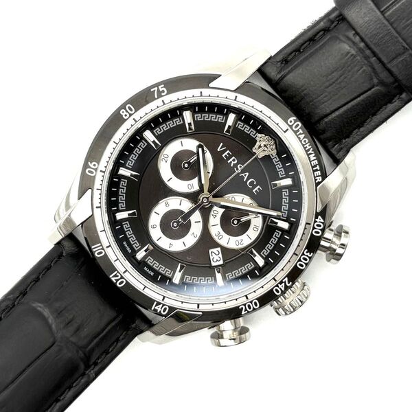 【極美品・稼働品】ヴェルサーチ VERSACE V-レイ VEDB クロノグラフ デイトクォーツ メンズ