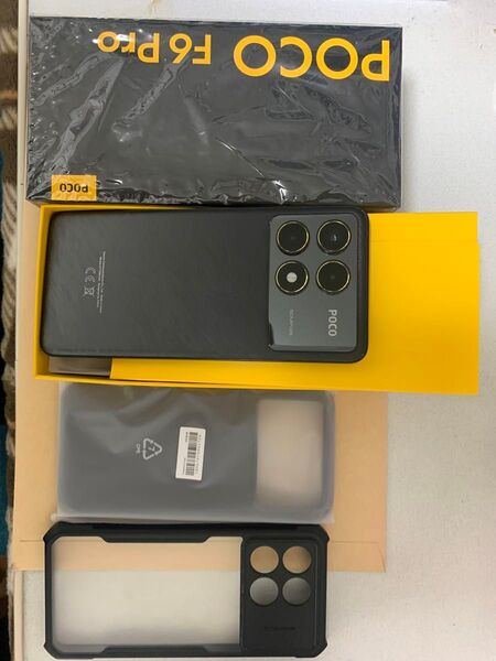 日本版 POCO F6 Pro ブラック 美品 ケース付き Androidスマートフォン