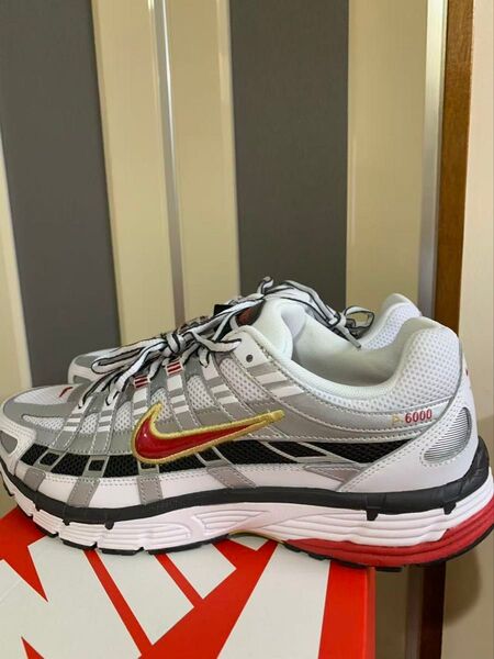 NIKEナイキ P-6000 Silver/Blueスニーカー レディースサイズ28cm メンズサイズ27.5cm BV1021