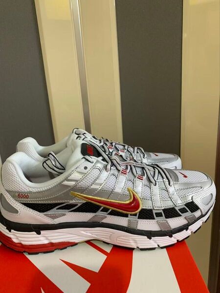 NIKEナイキ P-6000 Silver/Blueスニーカー レディースサイズ28cm メンズサイズ27.5cm BV1021