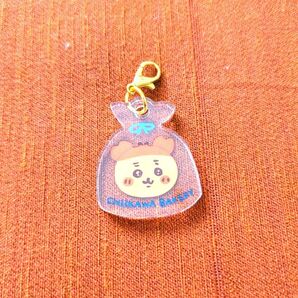 ちいかわベーカリー トレーディングミニアクリルチャーム 古本屋 カニちゃん 新品・未使用 新商品 6/13発売