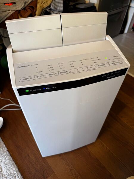 Panasonic 衣類乾燥除湿器 F-YHX200B-W パナソニック 2024年