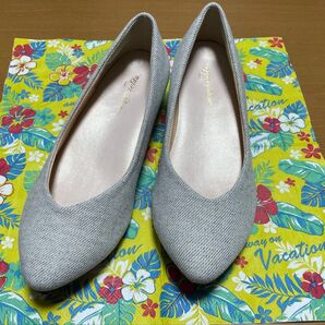 ライトグレーラメ パンプス