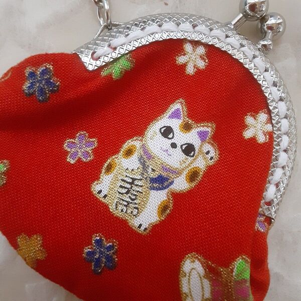 がま口ポーチ小物入れ ねこちゃん招き猫 縁起物キーホルダー ストラップ ハンドメイド