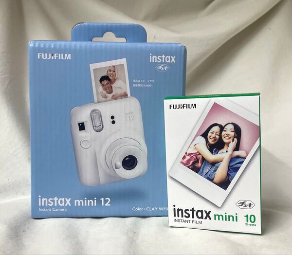 【未使用】FUJIFILM★チェキ★instax mini 12★クレイホワイト★フィルム1本付★