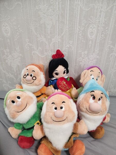 ディズニー ぬいぐるみ 白雪姫と7人の小人