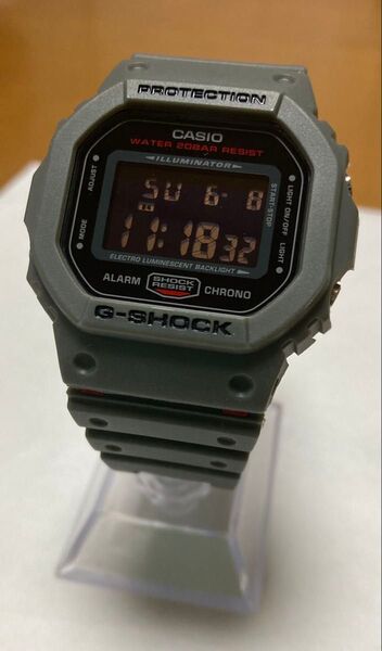 【カスタム】DW-5600HRグレーver.(訳あり社外互換品の◎ベゼル&ベルト◎を使用) G-SHOCKカシオ