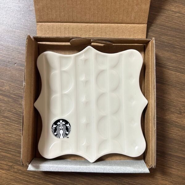 スターバックス STARBUCKS ミニプレート ホリデー 新品 未使用