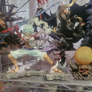 ワンピース海外フィギュアニカルフィ