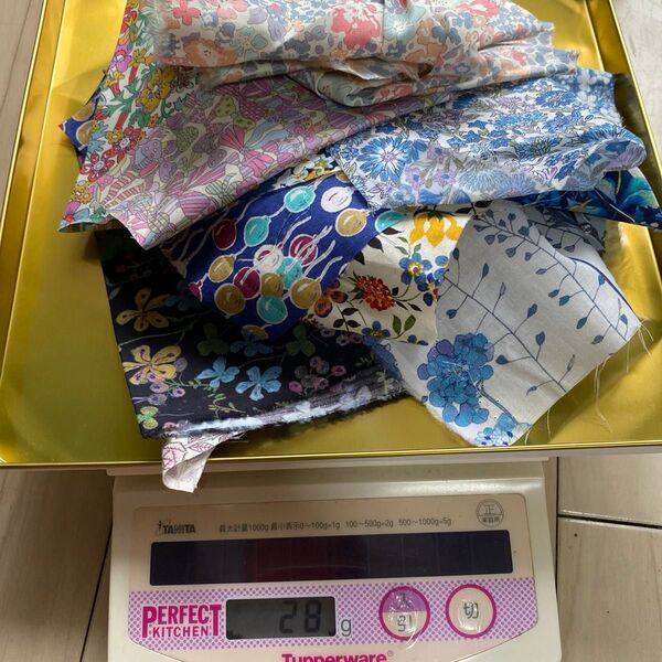 リバティ はぎれ タナローン 約28g