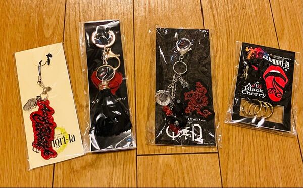 Acid Black Cherry ツアーグッズ キーホルダー、ストラップセット