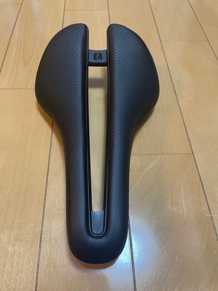 Bontrager Aeolus Pro カーボンサドル ブラック