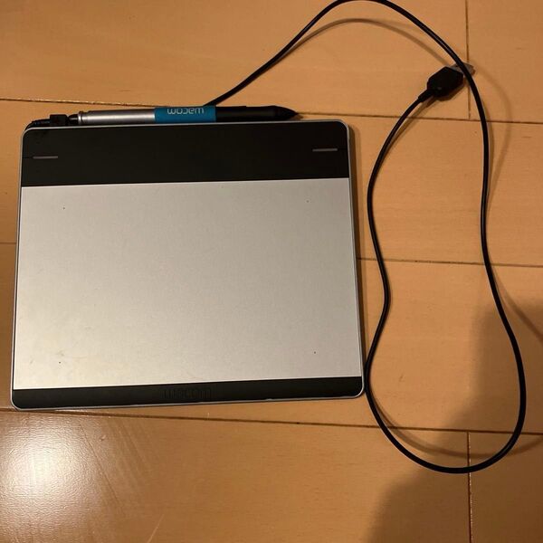 Wacom ペンタブレット intuos cth-480