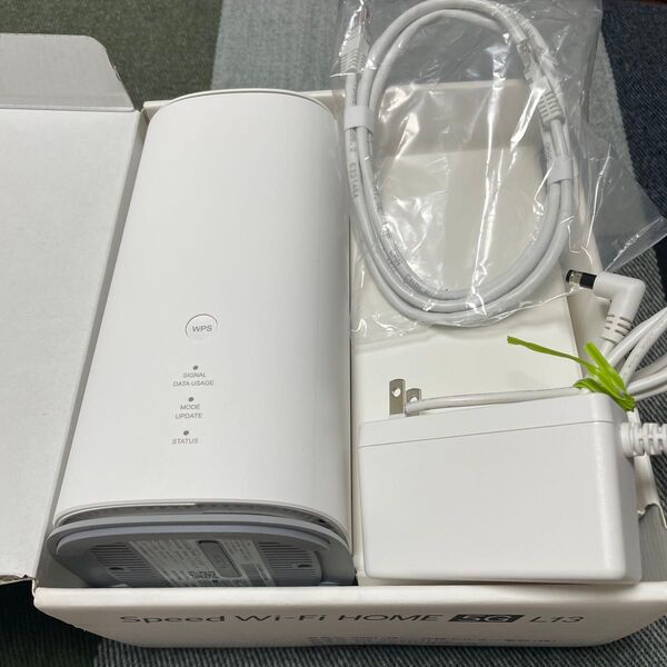 ZTE Speed Wi-Fi HOME 5G L13 ZTR02 ホワイト WiMAX 説明書保証書なし