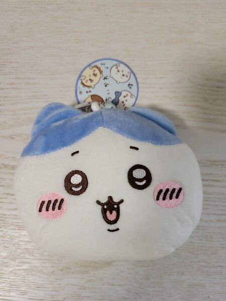新品 ちいかわ ぬいぐるみパスケース ポーチ リール付き ハチワレ ポストmini