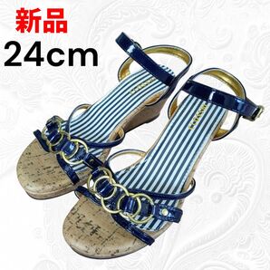 ☆新品☆ ネイビー サンダル 24cm ゴールドチェーン 夏 海 プール