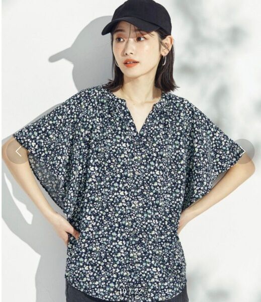 ★美品★GLOBAL WORK 花柄 さらさらリラックス ブラウス 半袖シャツ