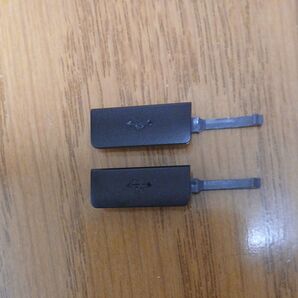 KYG01 TORQUE 5G USBキャップ交換用 2個セット