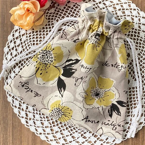 巾着袋 ハンドメイド スケッチフラワー グレー×イエロー