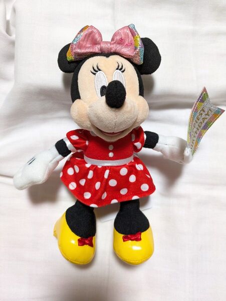 ディズニーリゾート HAPPIEST BIRTHDAYぬいぐるみバッジ ミニー A