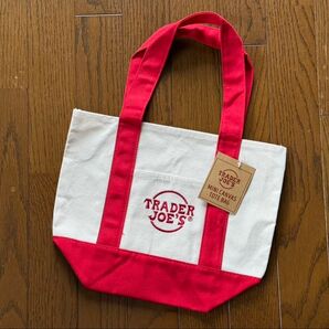 送料無料【新品】Trader Joe’sトレジョキャンバストートバッグ レッド