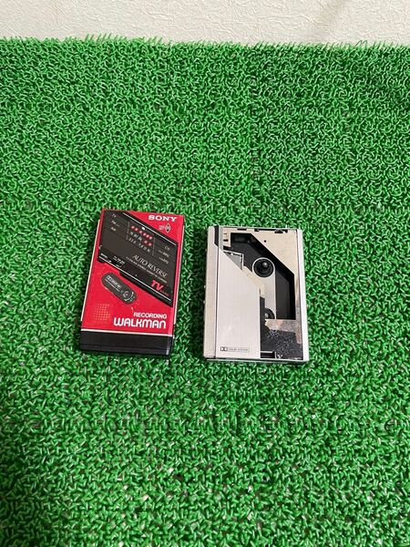 ソニー ウォークマンWM-F202 とAIWA HS-P7 カセットプレーヤー WM-150 ( ジャンク品 )
