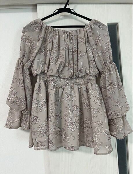 新品タグ付き mouth valley シフォン 花柄 肩出し ブラウス チュニック カットソー マウスバレー