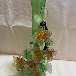 琉球ガラスの花瓶 花飾り付き
