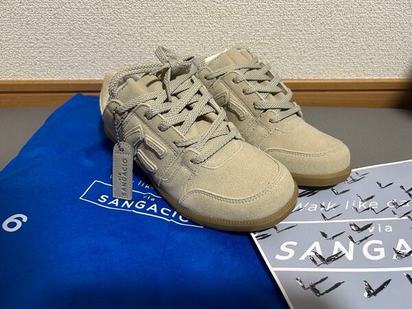 via SANGACIO スニーカー 24cm