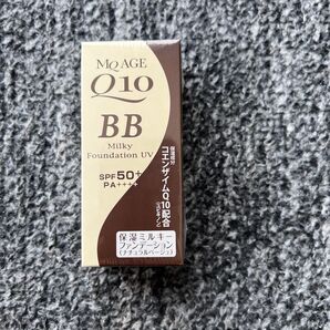 MQ AGE 保湿ミルキーファンデーション ナチュラルベージュ SPF50+ PA++++