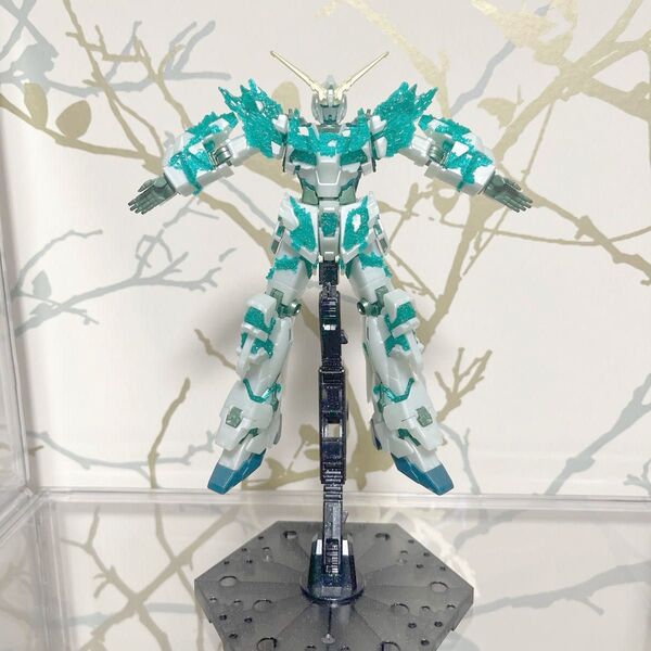 HG 1/144 ガンダムベース限定 ユニコーンガンダム(光の結晶体)