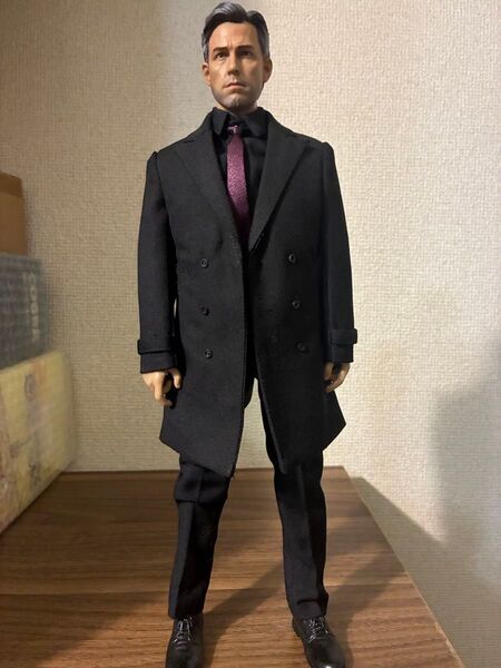 1/6スケール ブルース・ウェイン(ベン・アフレック版)アクションフィギュア