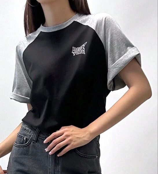 美品 ロゴ入りTシャツ 半袖 黒×グレー トップス Sサイズ