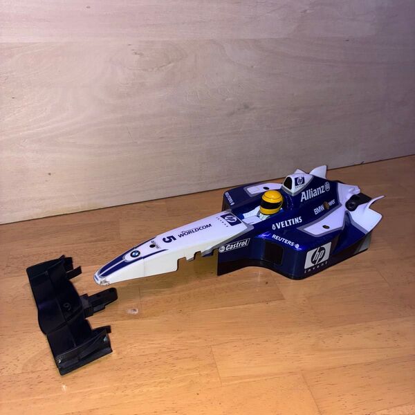 1/10 F1カー スペアボディーになります フロントボディーマウント付きです