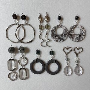 No.a383* ハンドメイド*お買い得 アクリルチャーム6点セット グレーxロジウム ピアスorイヤリング