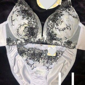 短期出品 B85 C80 C85 D75 D80 E75 レース ノンワイヤー LL 豪華 花柄