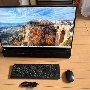美品 FUJITSU 27.0インチ ESPRIMO WF2/D2 i7-9750H RAM32GB/ SSD512GB