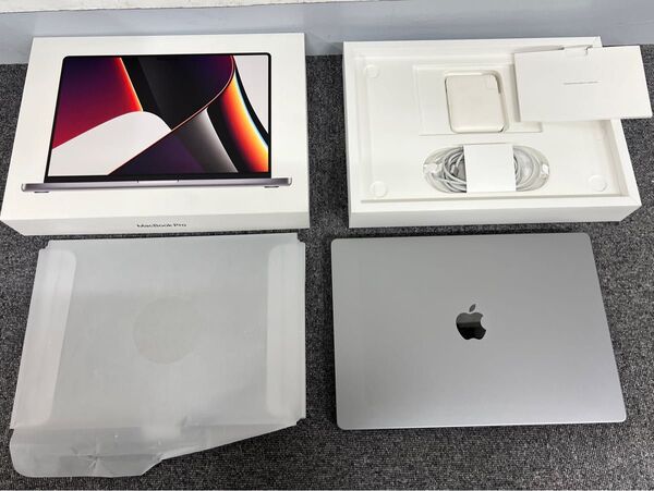 Apple MacBook Pro 16(2021, A2485) M1 Max /RAM 64GB / SSD4TB/GPU32