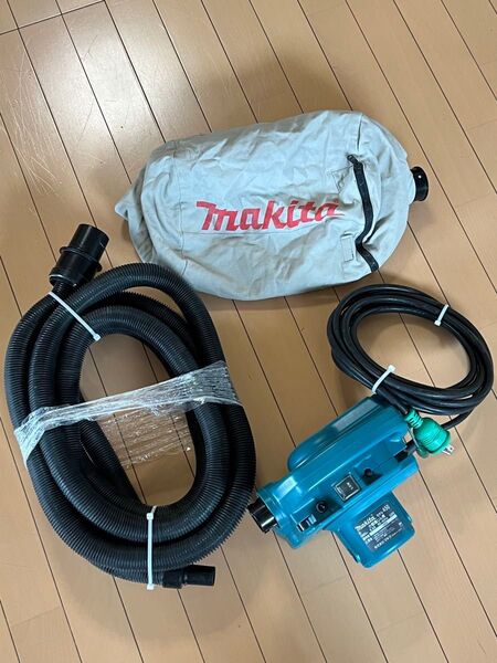 中古品 MAKITA マキタ 小型集塵機 450