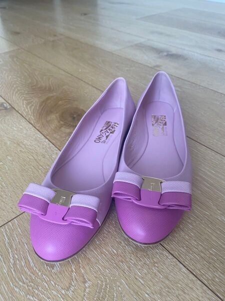 Salvatore Ferragamo ヴェラリボン パンプス表記サイズ: 6 1/2 Mカラー: 青みピンク× 薄ピンク