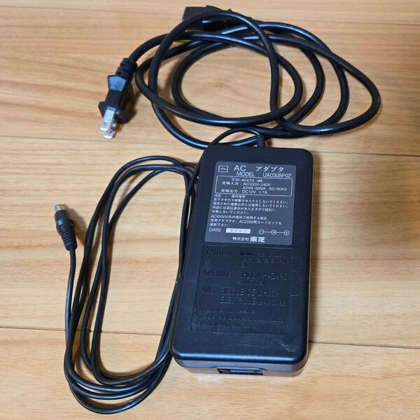 東芝 TOSHIBA ACアダプター UA0308P02 12V 1.7A