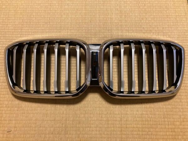 BMW X3 X4 G01 G02 LCI 後期 純正グリル 外枠クロームメッキ仕様