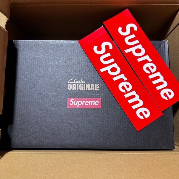 Supreme/Clarks Originals Reflective Wallabee Sand 26cm