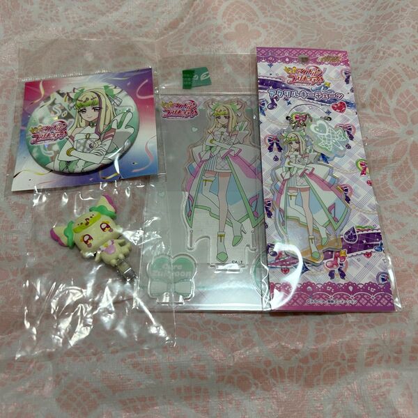 キミとアイドルプリキュア キュアズキューン アクリルスタンド 缶バッジ アクリルキーホルダー プリルン