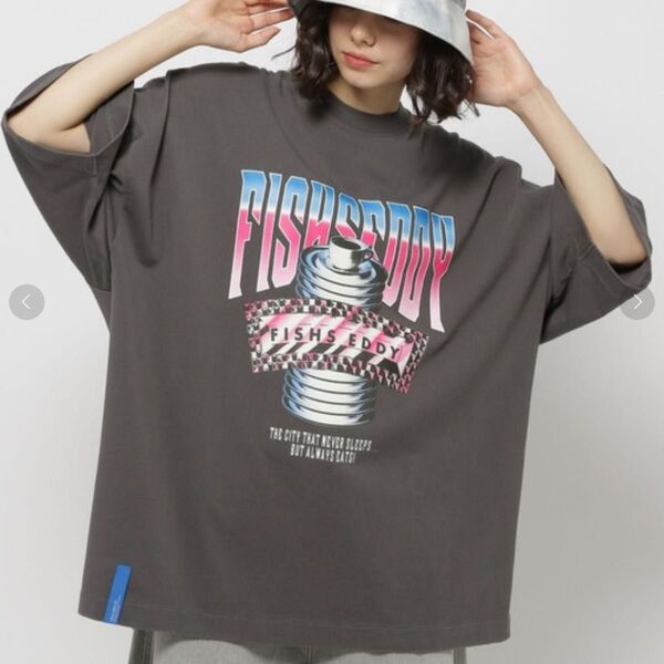 ニコアンドniko and...Fishs Eddyフィッシュエディ半袖プリントTシャツチャコールL Tシャツ
