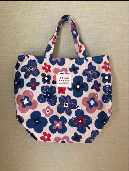 ハンドメイド ふっくらトートバッグ 北欧花柄×ストライプ赤