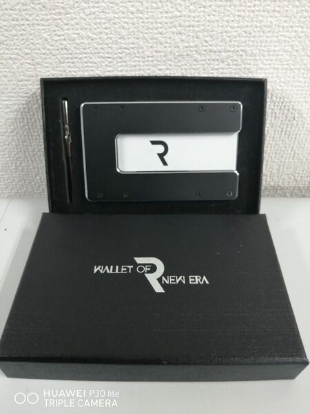 Reqful 2.0REQFUL カードケース2.0 ブラック マネークリップ付